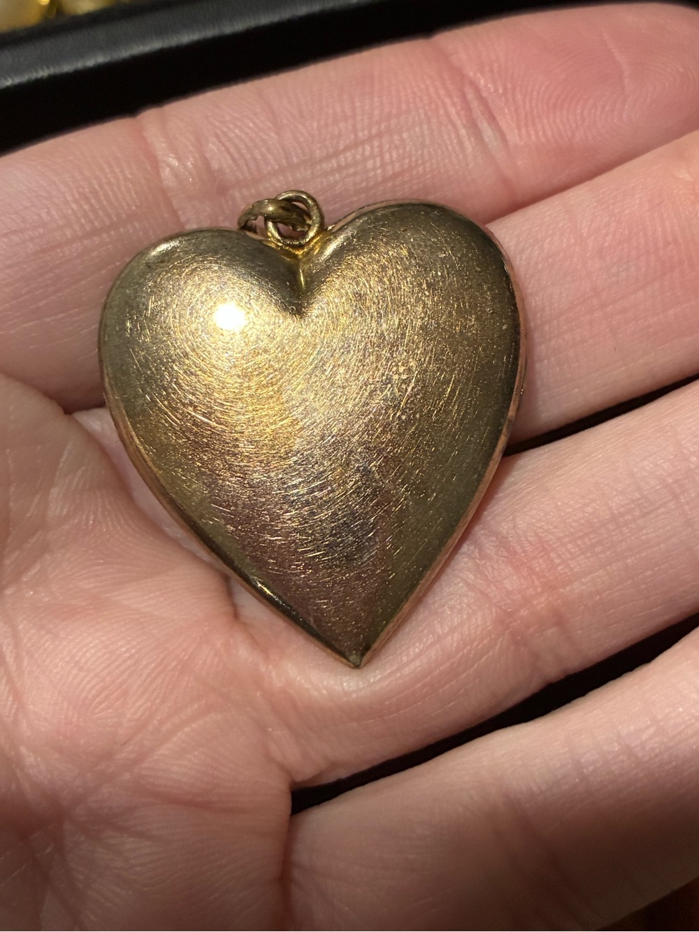 Antique Gold Filled Heart Locket Pendant - Picture 5 of 8